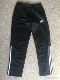 Sportovní tepláky Adidas vel.M