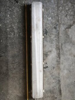 Zářivkové svítidlo