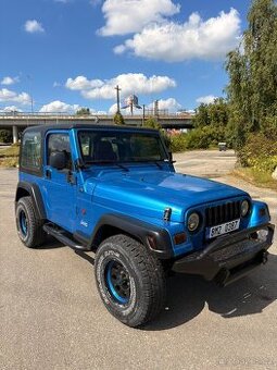 Jeep Wrangler 4.0 L6 automat