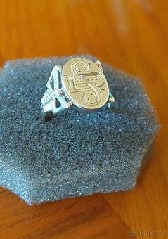 Retro stříbrný prsten