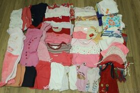 Balík oblečení - 40 ks pro holčičku 0-9 měsíců +10 ks zdarma