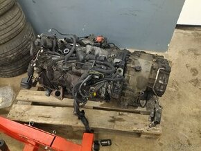 Motor pro Mercedes w245. B180