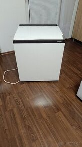 Prodám Lednice PRIVILEG 60L malý mrazaček 1.2L
