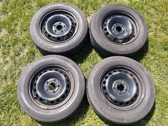 Plechové disky s pneumatikami 195/65 R15
