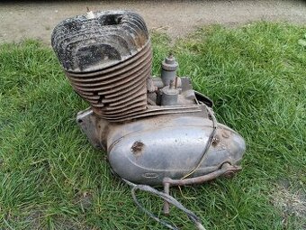 Motor JAWA 250/590 Sport a Californian