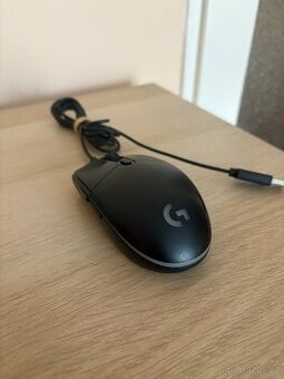 Herní myš Logitech G102 Lightsync RGB