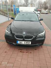 BMW 523i Touring manuál Top stav