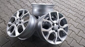 Prodám orig.alu Kia 7 j x 18 et 54