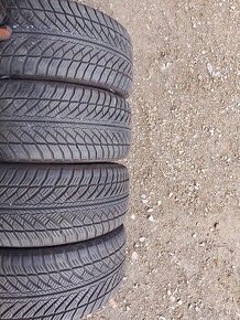 245/45/18 100v Goodyear - zimní pneu 4ks RunFlat