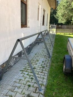 Stojan na kola