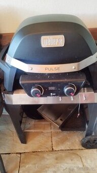 Weber Pulse 2000  elektricky grill se stolkem