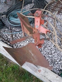 PO-18, pluh obracák, agrostroj, tera, vari, malotraktor