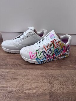 Nové dámské boty Skechers UNO - Highlight Love