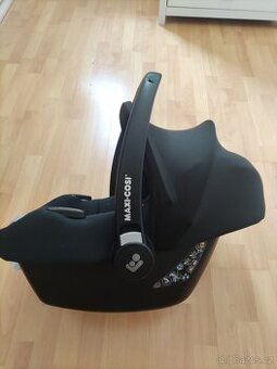 Maxi-Cosi CabrioFix+základna