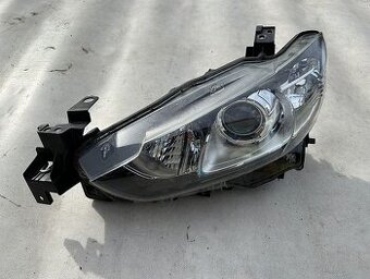 Mazda 3 BM, levé přední světlo