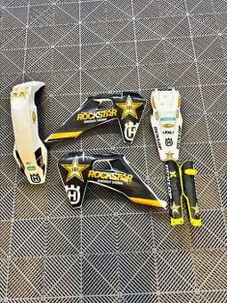 Motokrosové plasty