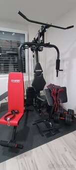 Domácí posilovna necelý rok stará