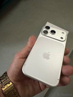 IPhone 17 pro 256 gb - 24 měsíců záruka