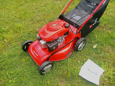 Benzínová sekačka na trávu s pojezdem GC-PM 46