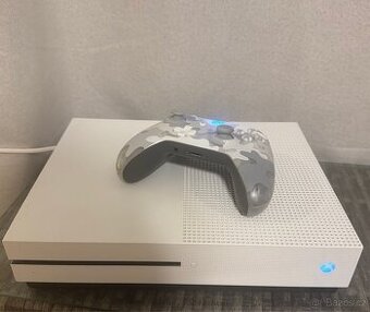 Xbox one s (500GB)