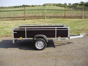 Nákladní přívěs