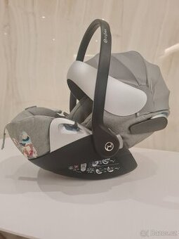 Autosedačka pro novorozence CYBEX Cloud Z i-Size Koi