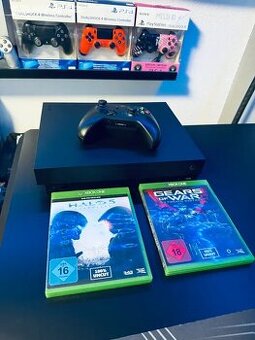 Microsoft Xbox One X 1TB + hry