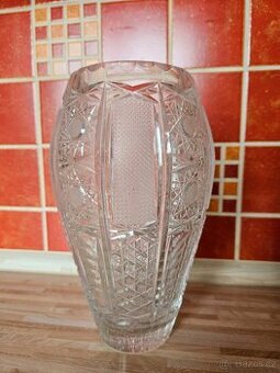 broušená váza Bohemia Crystal