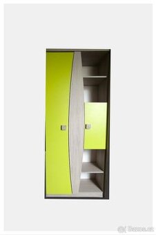 Dětská zelená skříň - 1