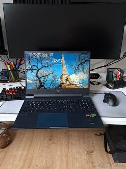Herní/pracovní notebook HP VICTUS-záruka 1rok