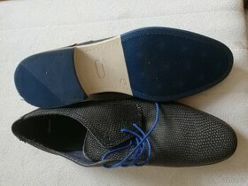 nové nepoužité boty Baťa vel 45 pánské