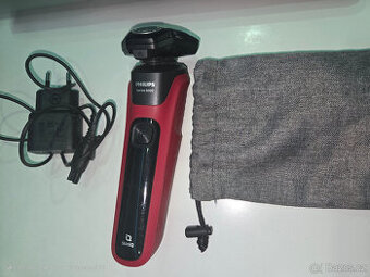 Philips Series 5000 Wet & Dry S5883/10 HOLICÍ STROJEK