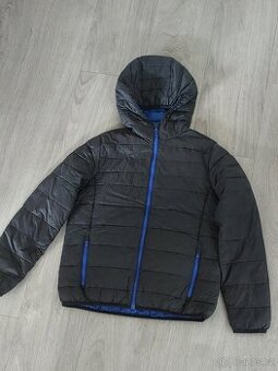 chlapecká přechodová bunda vel.158, malá vada