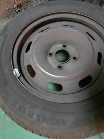 PRODÁM celá kola s letními pneu