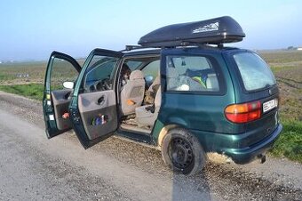 Střešní box, 200x68x36 cm, 306 l.