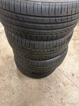Pneu letní 225/50 R17