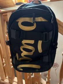 Prodám školní batoh Baagl SKATE BACKPACK GOLD