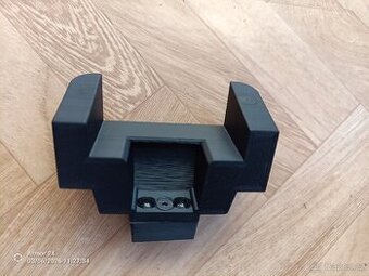 Zvyšující díl loketní opěrky Dacie Duster 2