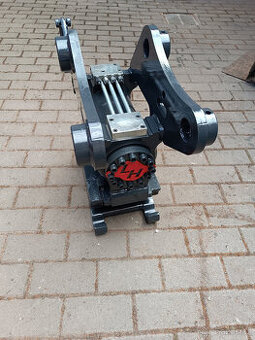 ♠ Powertilt na bagr naklápěcí motor 90° ♠ Cat 304 a 305 ♠