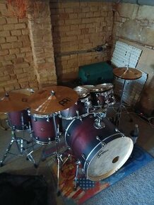 Prodám Bicí Gretsch Maple catalina