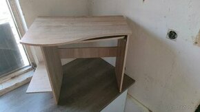 PC stůl malý a výřezem - 1