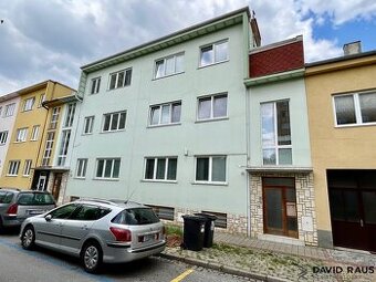 Pronájem bytu 3+1 s balkonem (100 m2 ) ul. Dalimilova, Brno