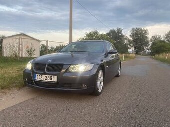 BMW e90 325i