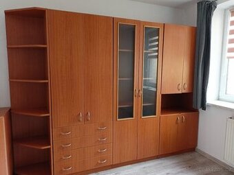 Skříně