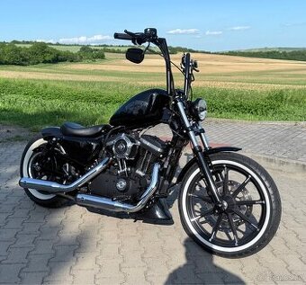 Harley Davidson Sportster XL 883 Iron