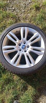 18" Alu kola Jaguar XE 225/45/18 zimní 7.5mm