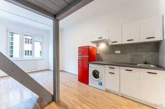 Pronájem bytu 1+kk 23 m² Křižíkova, Praha