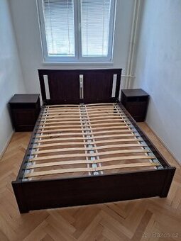 Postel 200/140 cm +noční stolky