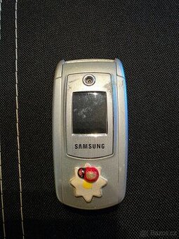 Na díly Samsung Sgh e700