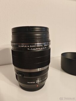 Olympus M.Zuiko Digital ED 25mm f/1.2 PRO